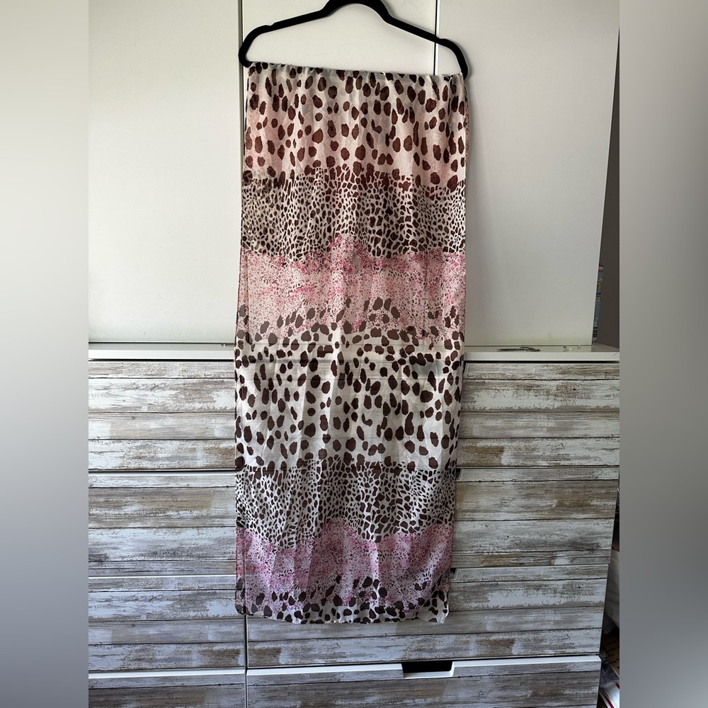 🐆🌸 Pink & Brown Animal Print Scarf Wrap